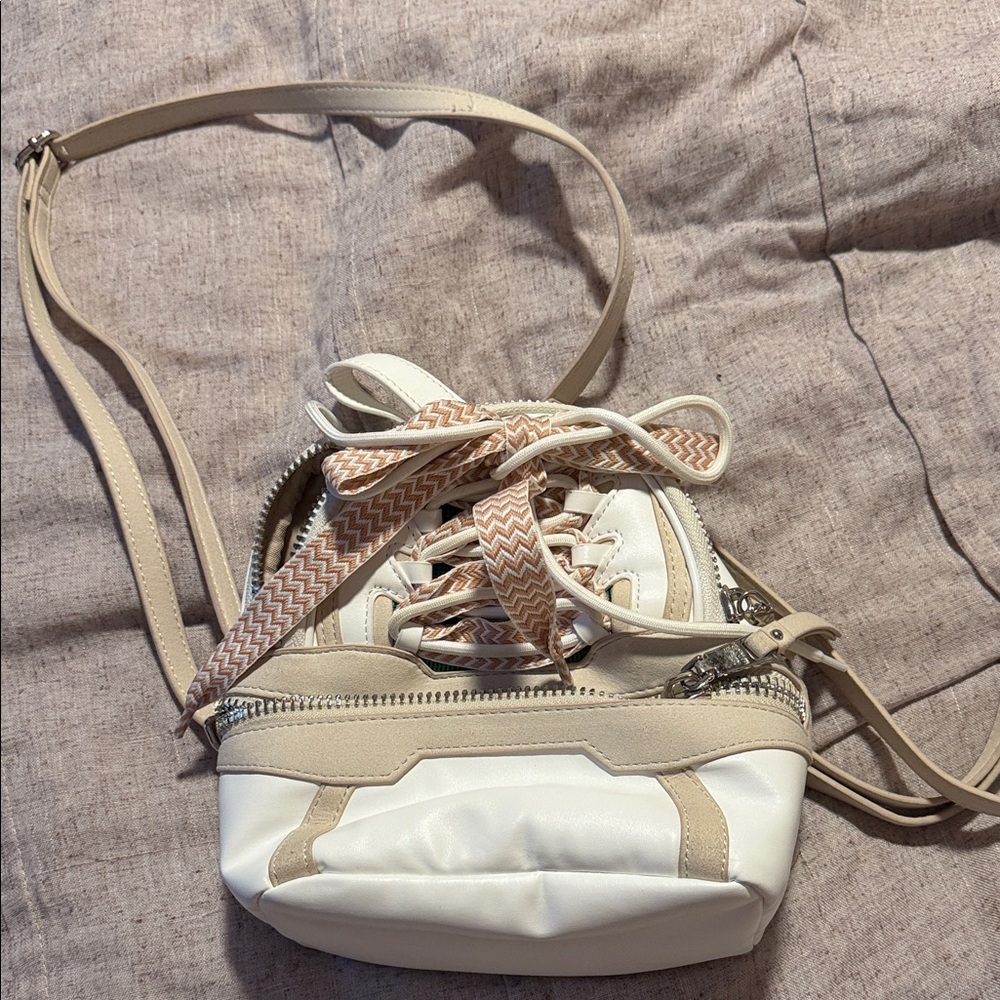 Steve Madden Cream & Beige Crossbody Bag with Patterned Strap